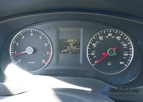 2013 Volkswagen Jetta 2.5L Se z USA, uszkodzony, nr VIN 3VWDP7AJ6DM369880